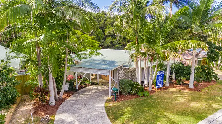 32 Bottlebrush Crescent, Suffolk Park NSW 2481