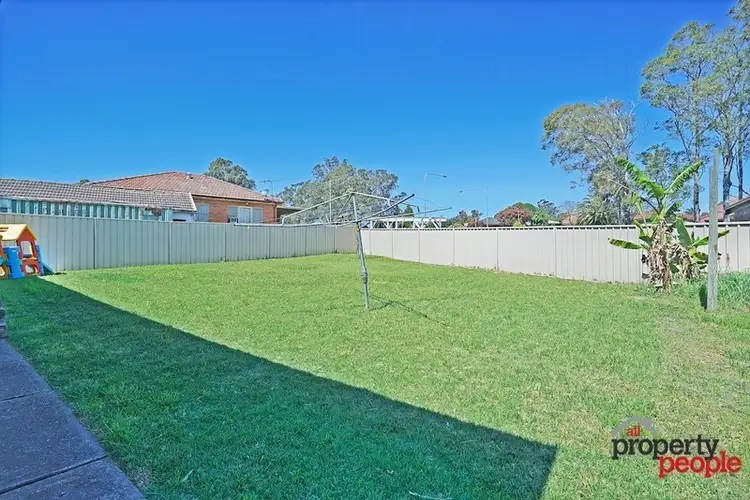 Seventh view of Homely house listing, 17 Emex Place, Macquarie Fields NSW 2564