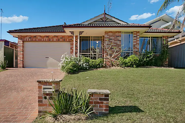 27 Gunara Terrace, Glenmore Park NSW 2745
