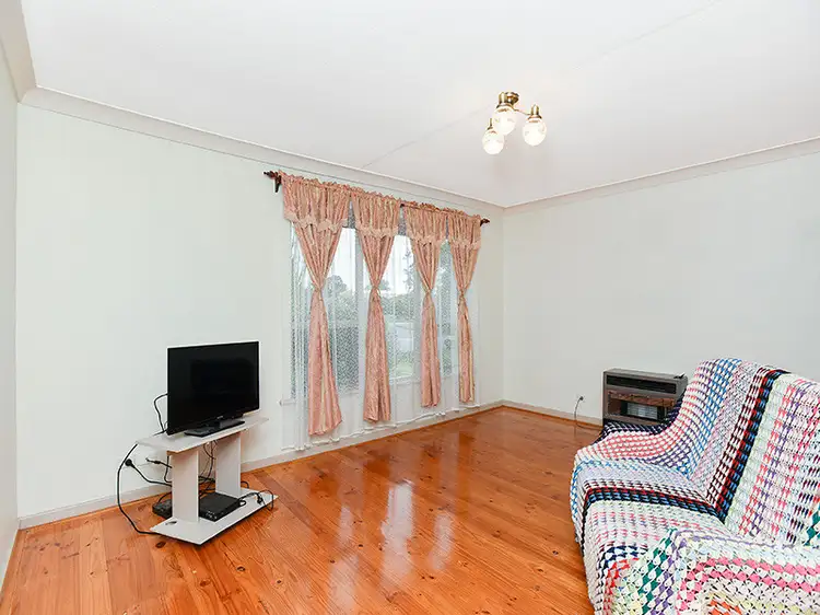 Fourth view of Homely house listing, 8 Collins Parade, Hackham SA 5163
