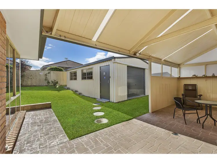 12 Barrington Drive, Woongarrah NSW 2259