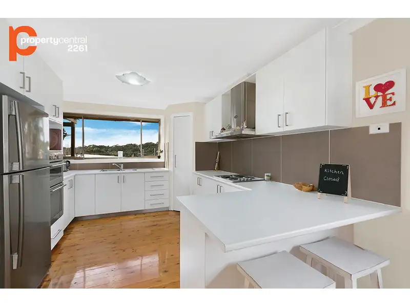 Main view of Homely house listing, 6 Vista Parade, Bateau Bay NSW 2261