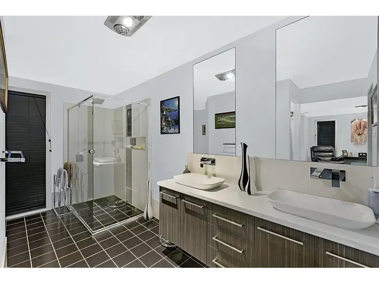 Sixth view of Homely house listing, 25 Manchurian Way, Wadalba NSW 2259