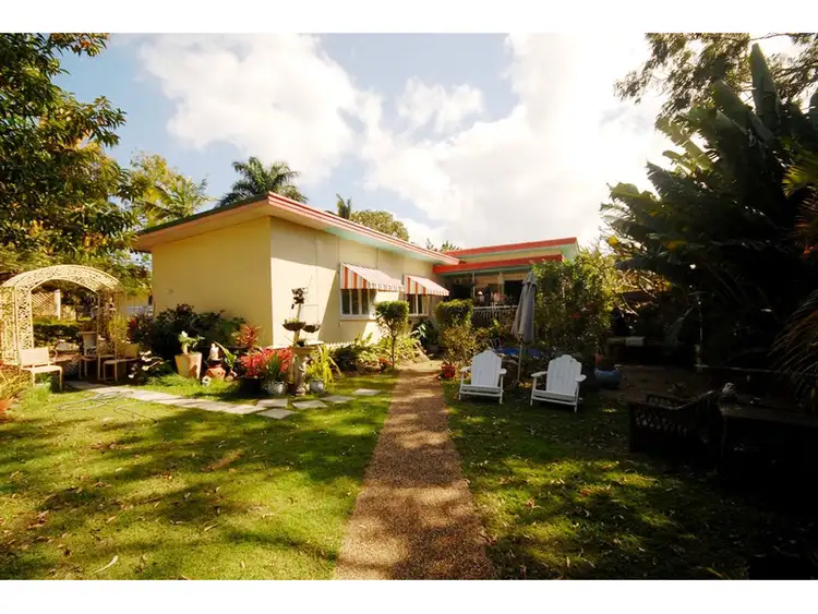 23 Rockhampton Road