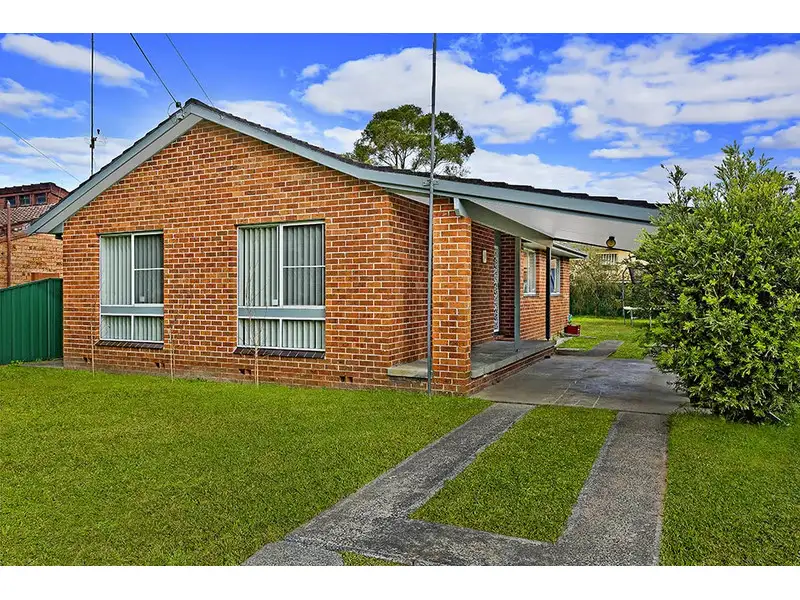 Main view of Homely house listing, 39 Seawind Terrace, Berkeley Vale NSW 2261