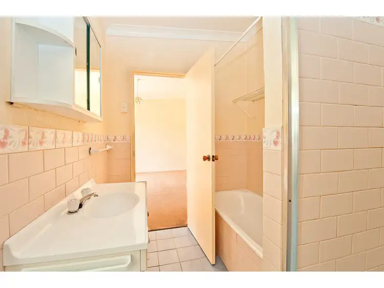 Fifth view of Homely unit listing, 3/678 Wilkinson Street, Glenroy NSW 2640