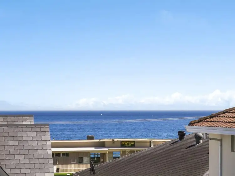 Third view of Homely townhouse listing, 1/5 Northcote Terrace, Mornington VIC 3931