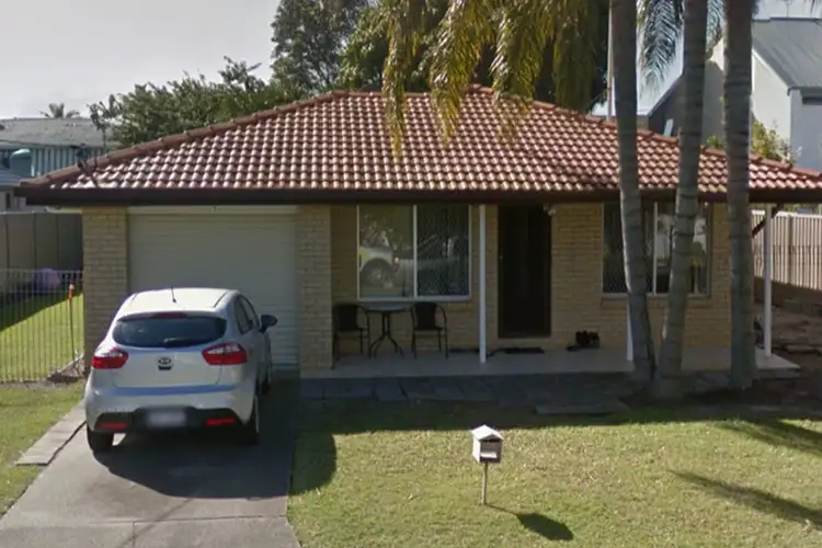 9 Donald Avenue, Paradise Point QLD 4216