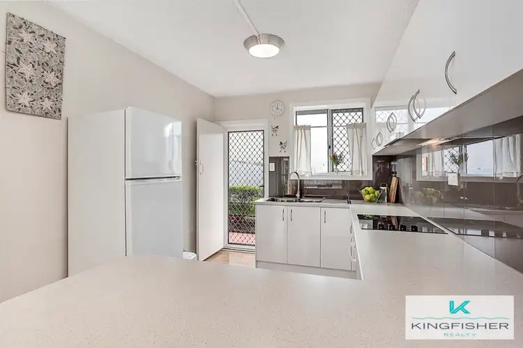 Fifth view of Homely apartment listing, 2/8 Marine Parade, Miami QLD 4220
