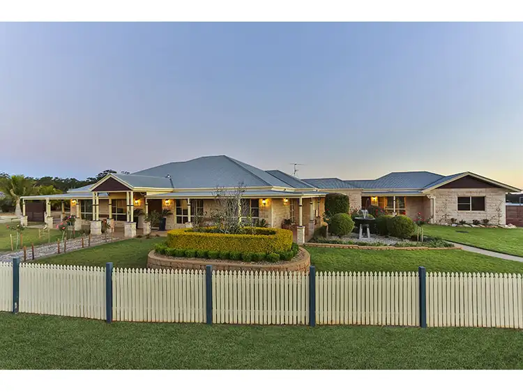 21 Holly Avenue, Highfields QLD 4352