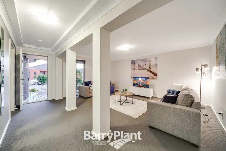 Second view of Homely house listing, 25 Vanessa Circuit, Pakenham VIC 3810