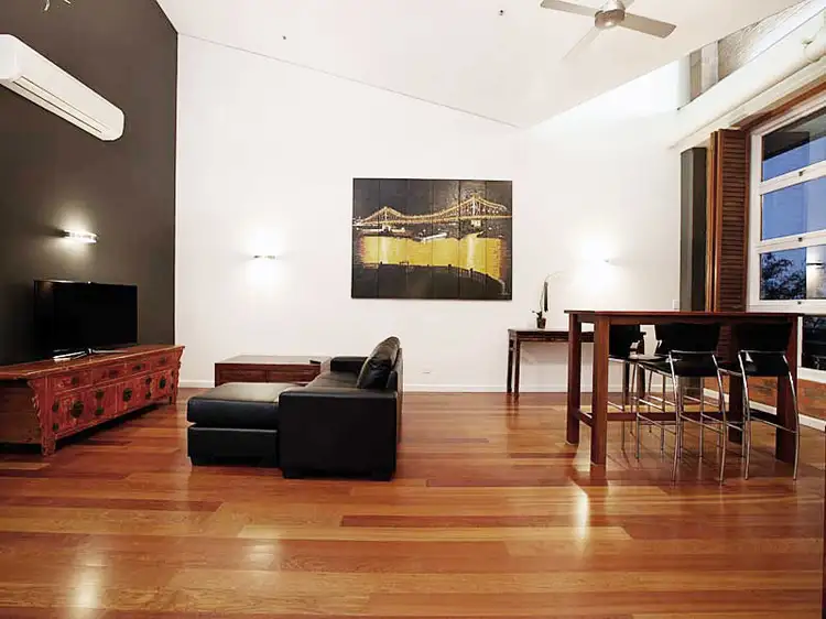 Third view of Homely apartment listing, 110 Macquarie St, Teneriffe QLD 4005