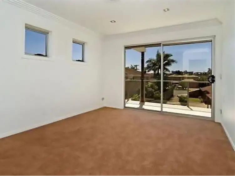 Sixth view of Homely semi-detached listing, 2/397 Bayview Street, Hollywell QLD 4216