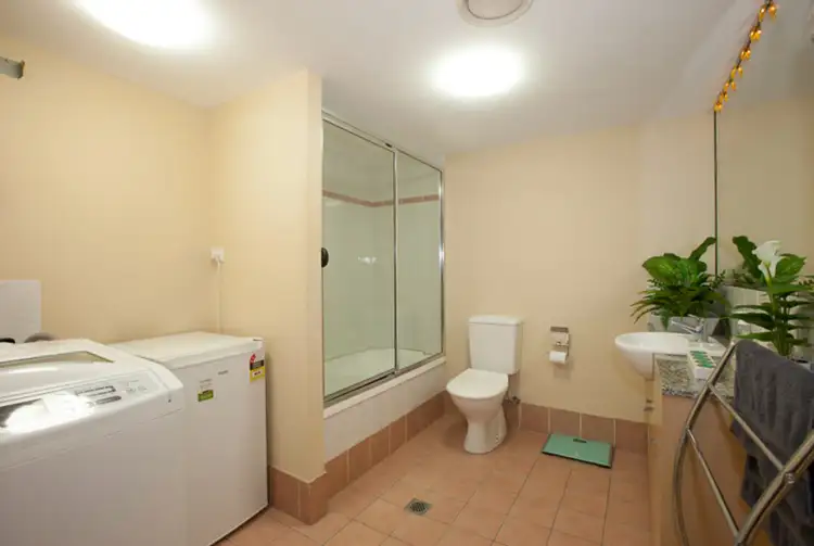 Fifth view of Homely apartment listing, 19/81 Annerley Road, Woolloongabba QLD 4102