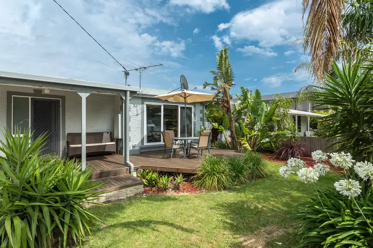 8 Overlea Avenue, Rosebud VIC 3939