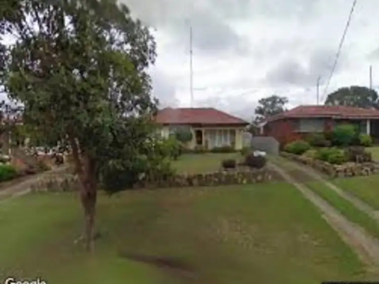 8 Compton Street, Rutherford NSW 2320