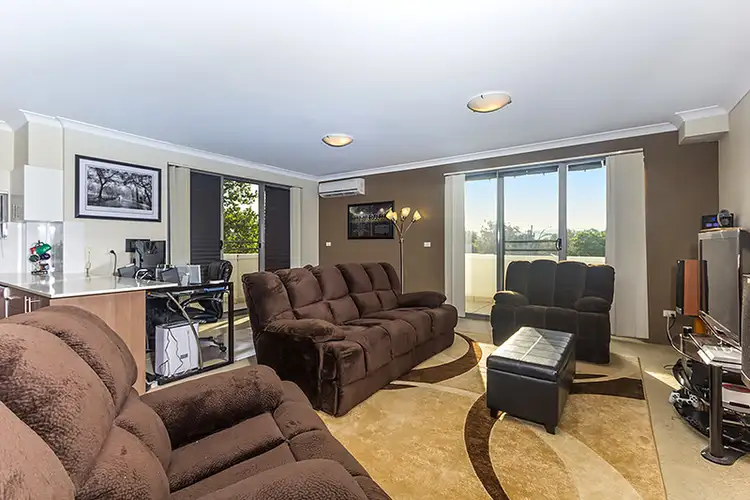 Second view of Homely apartment listing, 19/8-14 Bosworth Street, Richmond NSW 2753