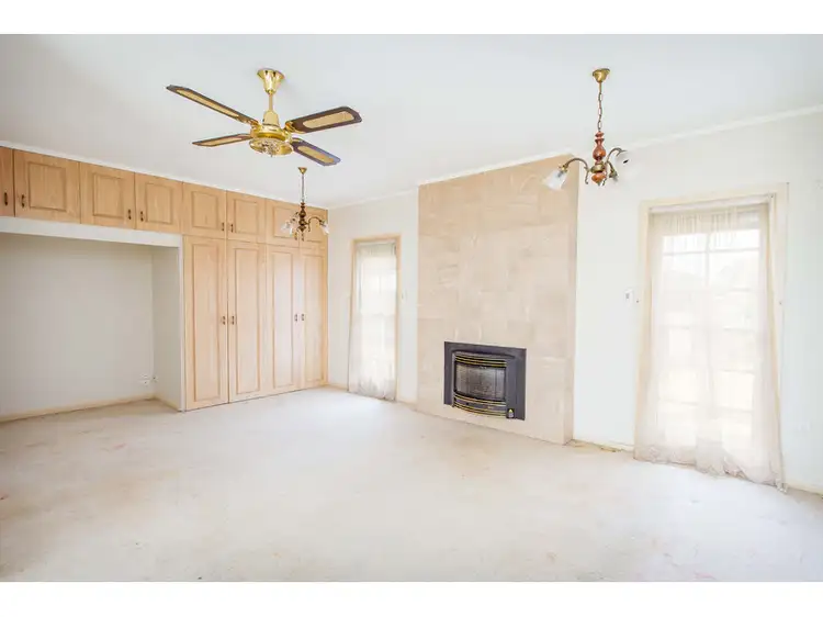 Fourth view of Homely house listing, 359 Indiana Court, Lavington NSW 2641