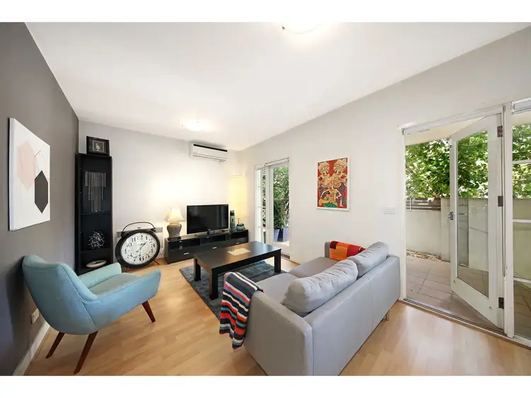 2/261 Dandenong Road, Prahran VIC 3181