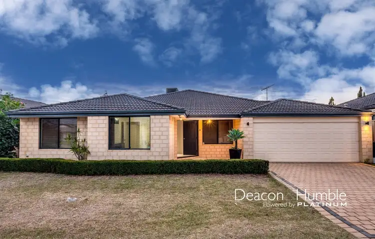 10 Sefton Place, Landsdale WA 6065