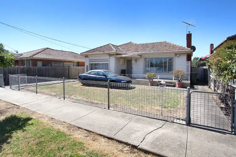 Sixth view of Homely house listing, 1 Dorothy Avenue, Sunshine VIC 3020