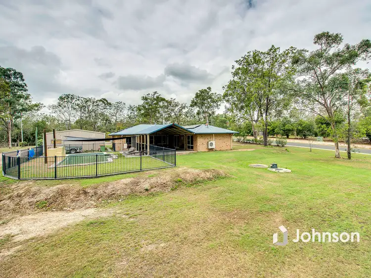 2-4 Phillip Crescent, Barellan Point QLD 4306