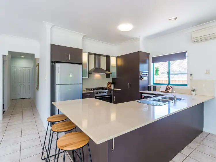27 Monterey Keys Drive, Helensvale QLD 4212