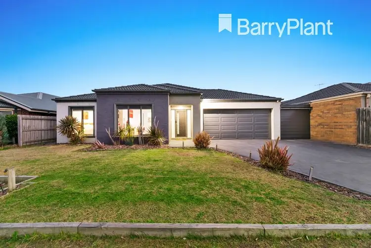 12 Drysdale Street, Pakenham VIC 3810