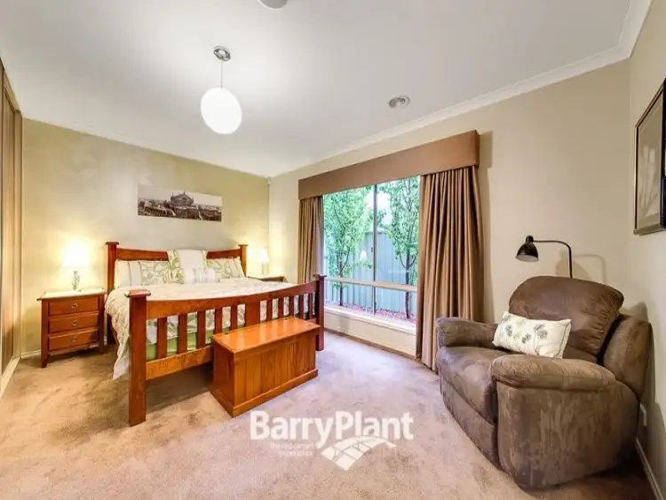 Seventh view of Homely house listing, 4 Day Lilly Court, Pakenham VIC 3810