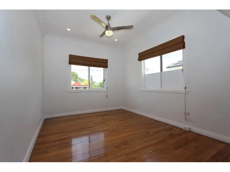 Second view of Homely house listing, 28 Darnley Street, Rocklea QLD 4106
