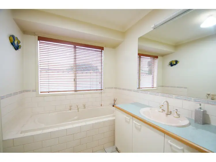 Seventh view of Homely house listing, 21 Locksley Court, Shepparton VIC 3630