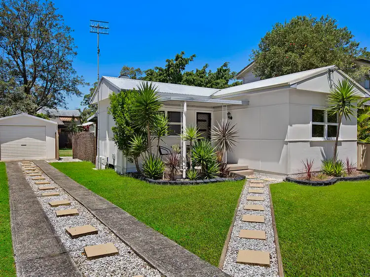 Main view of Homely house listing, 38 St James Avenue, Berkeley Vale NSW 2261
