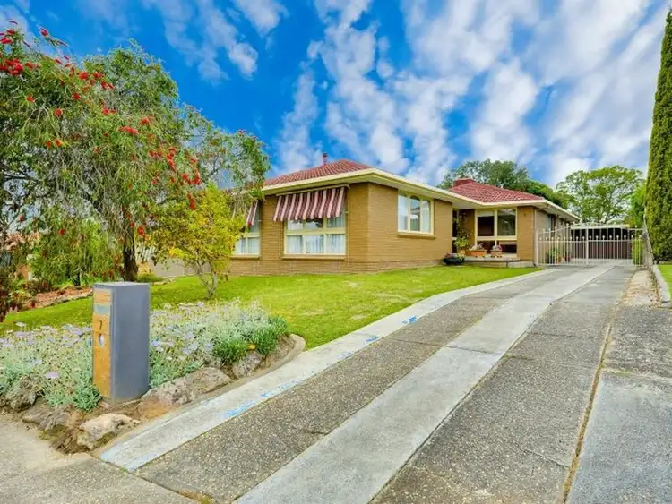 Main view of Homely house listing, 7 Holmes Court, Wodonga VIC 3690