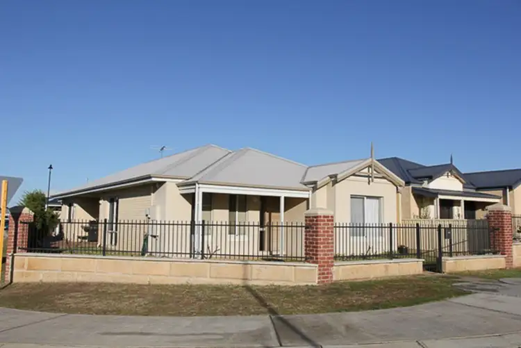 33 Biesiot Street, Carey Park WA 6230