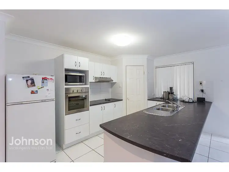61 Olsen Crescent, Wakerley QLD 4154