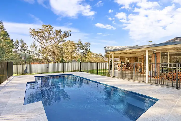 53 O'Shea Circuit, Cessnock NSW 2325