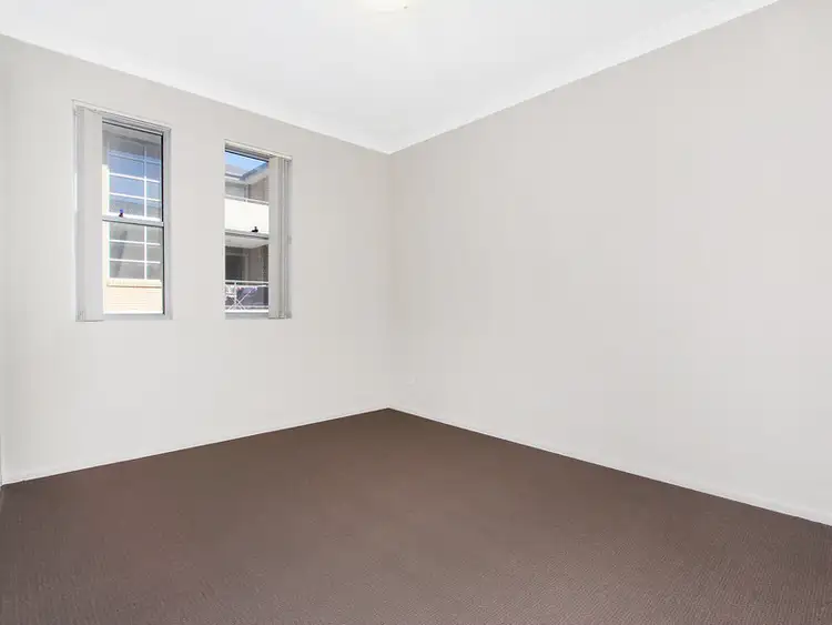 Fifth view of Homely apartment listing, 4/21-27 Cross Street, Guildford NSW 2161