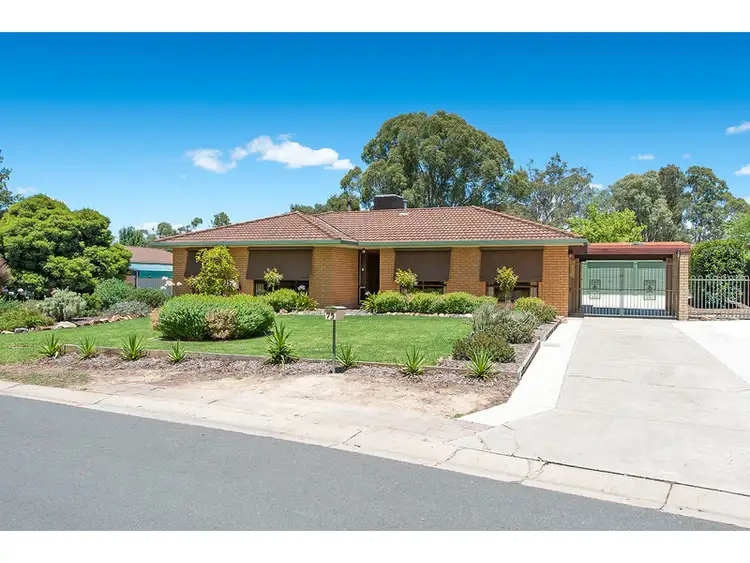 75 St Andrews Circuit, Thurgoona NSW 2640