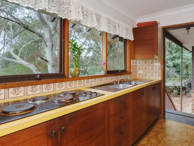 Sixth view of Homely house listing, 7 The Crest, Hornsby Heights NSW 2077