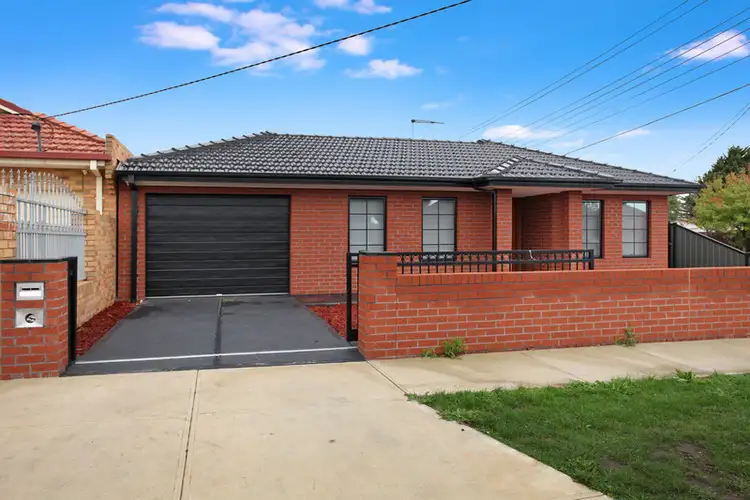 114 Warwick Road, Sunshine North VIC 3020