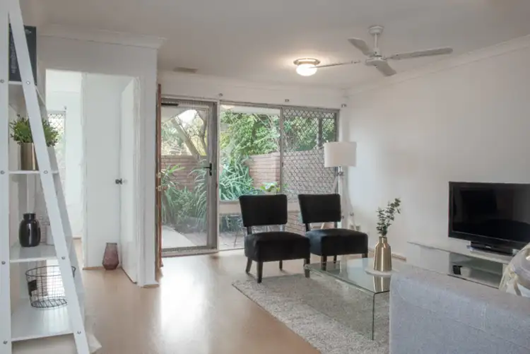 Second view of Homely semi-detached listing, 3A Spinaway Street, Craigie WA 6025