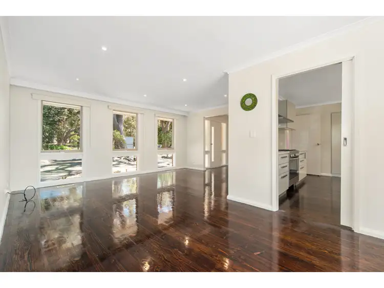 Fifth view of Homely house listing, 2 Taverner Square, Frankston VIC 3199