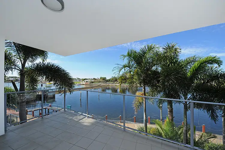 20/51 Grand Parade, Kawana Island QLD 4575