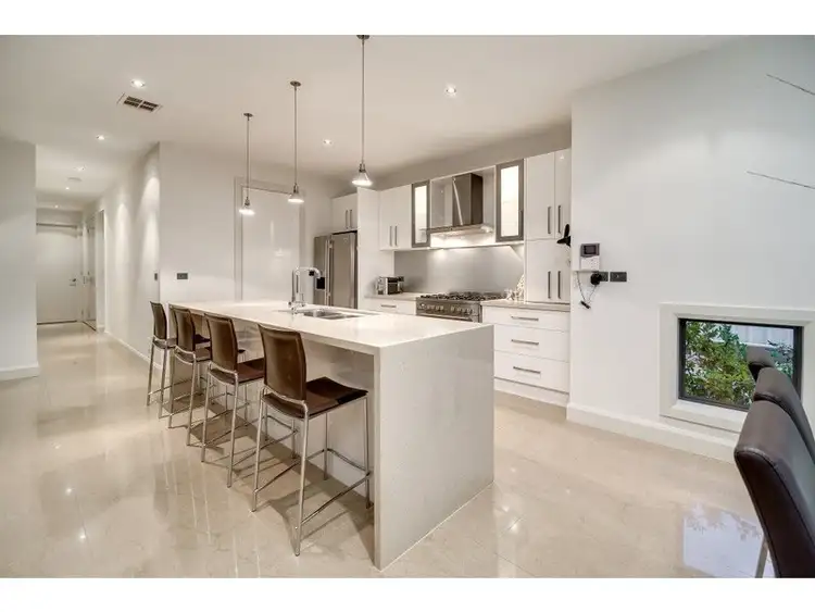 Fifth view of Homely house listing, 2 Wildfire Court, Mill Park VIC 3082