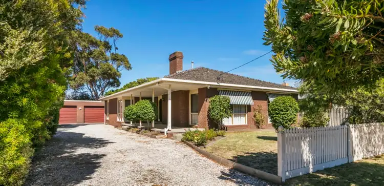 20 Parer Street, Mount Martha VIC 3934