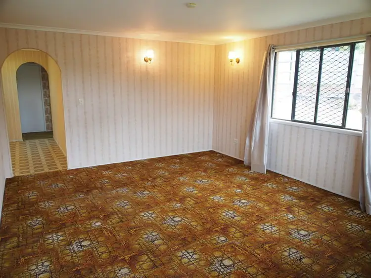 Fifth view of Homely unit listing, 2/27 Capricorn Crescent, Norman Gardens QLD 4701