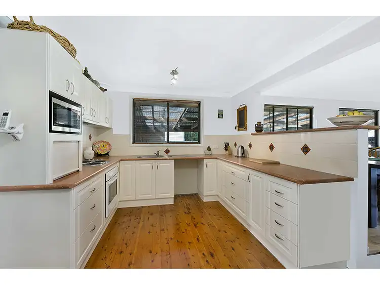 Fourth view of Homely house listing, 8 Crosby Crescent, Killarney Vale NSW 2261