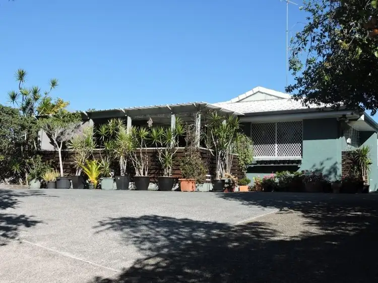 82 Edmund Rice Drive, Southport QLD 4215