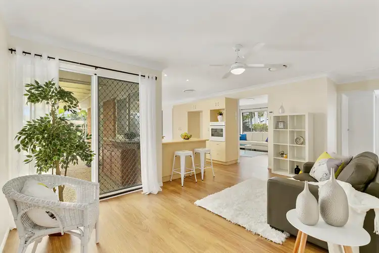 Fifth view of Homely house listing, 4 Perth Square, Highland Park QLD 4211