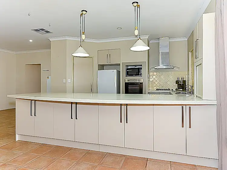 3 Renner Circle, Wanneroo WA 6065